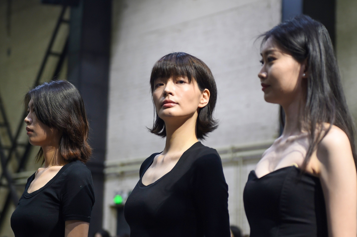 CHINA-BEIJING-CHINA FASHION WEEK-MODEL CASTING (CN)