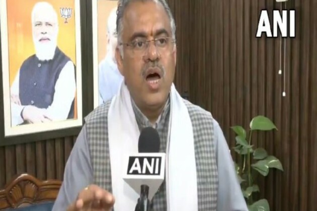 "For 60 years, Congress kept the country in colonial mindset," says BJP's Tarun Chugh