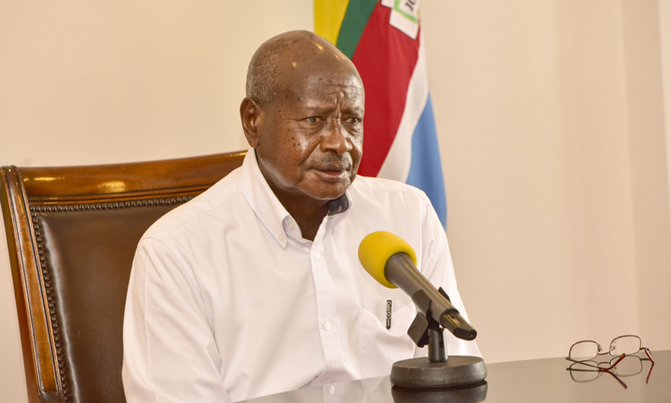 Museveni apologises for not stopping to greet supporters Museveni apologises for not stopping to greet supporters