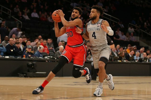 St. John's standout Figueroa declares for NBA draft