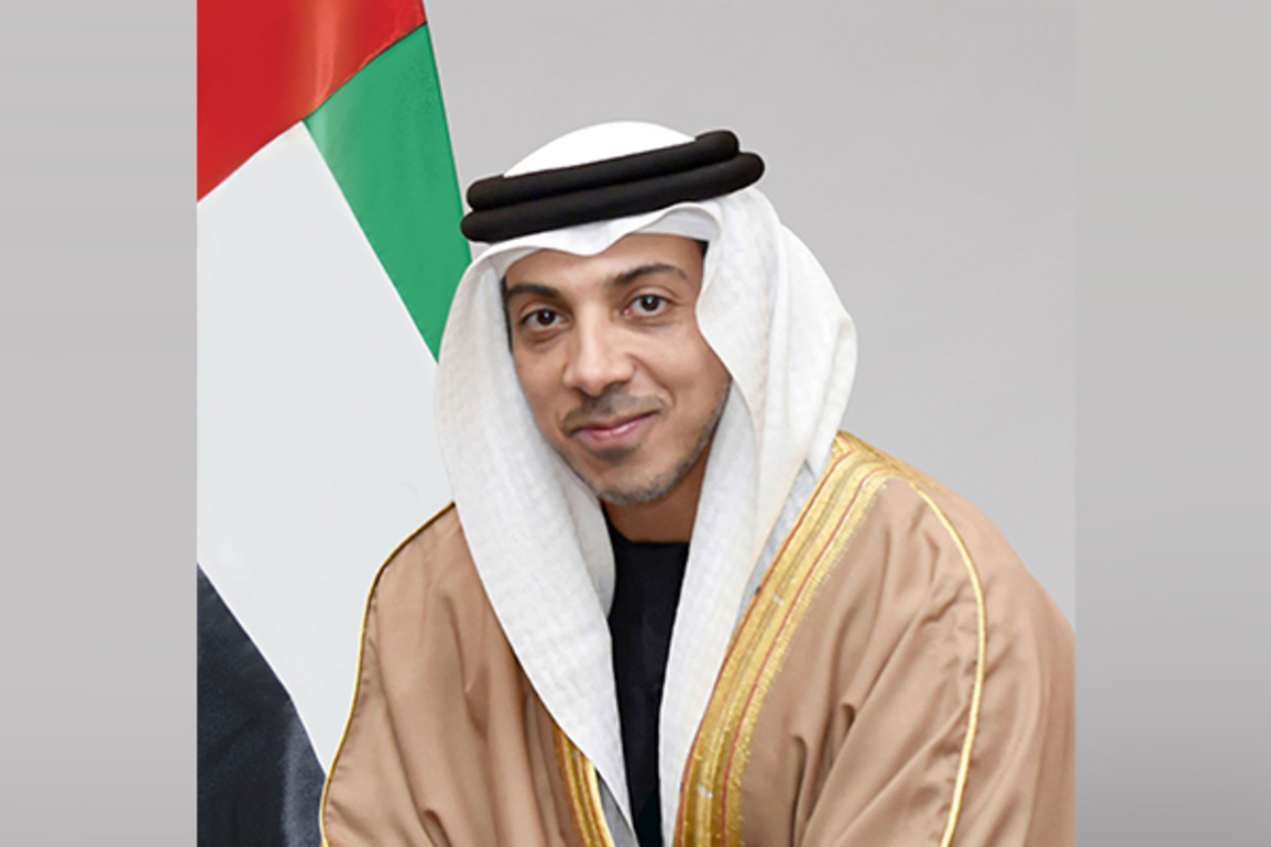 On behalf of UAE President, Mansour bin Zayed leads UAE delegation to Arab Summit in Iraq
