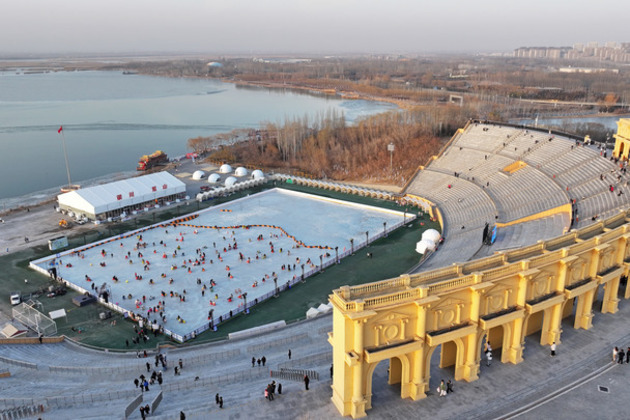 More than a scenic view, sunset ignites tourism in NW China region