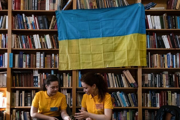 Ukraine purges libraries of Russian-language books official