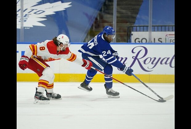 Johnny Gaudreau nets OT winner as Flames edge Leafs