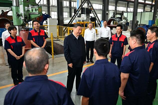 Xinhua Headlines-Xi Focus: Xi stresses transforming resource-based economy, advancing Chinese modernization during Shanxi inspection tour