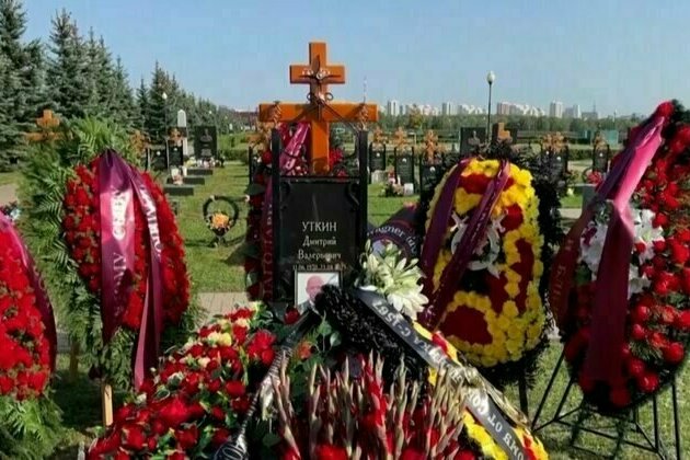 Russia's Funeral Industry Booms Amid Rising Deaths From Ukraine War