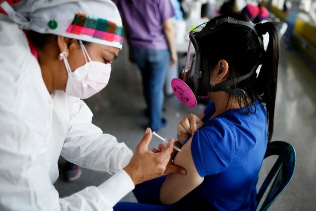 From Scarcity to Abundance: US Faces Calls to Share Vaccines