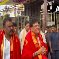 Union Minister Piyush Goyal offers prayers at Tirumala temple