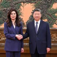 Xi's Album | Xi meets KMT leader Cheng Li-wun in Beijing