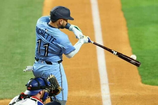 Bo Bichette's pinch homer in ninth propels Jays over Rangers
