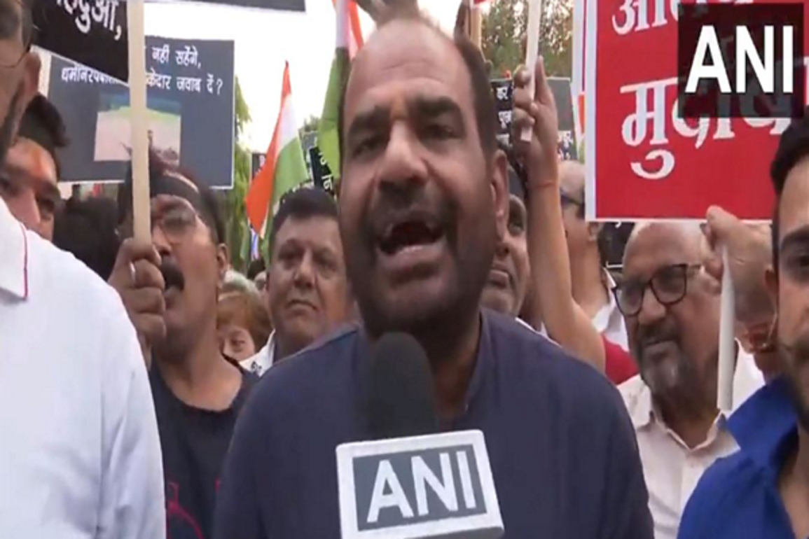 BJP leader Ramesh Bidhuri joins 'Jan Akrosh' rally with party workers against Pahalgam terror attack
