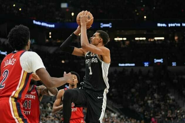 Loaded Spurs focus on ending losing streak vs. Bulls