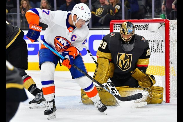 Islanders seek offense in the desert vs. Coyotes