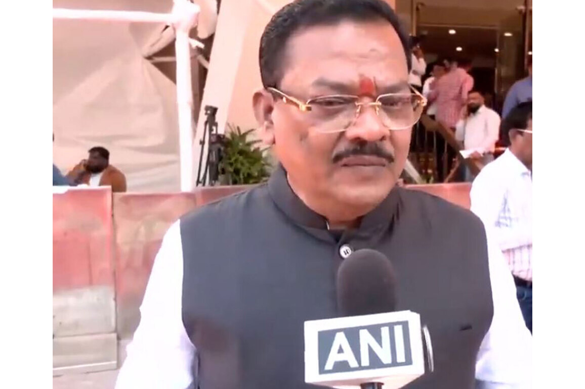 Shiv Sena nominates Jyoti Waghmare, Dalit woman from Solapur, to Rajya Sabha