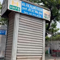 Fuel shortage shuts many petrol pumps in Dhaka; Stations await supply