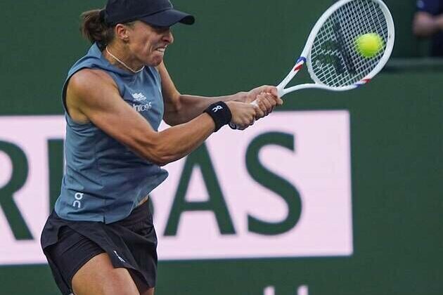 Iga Swiatek, feeling at home in Indian Wells, back in round of 16