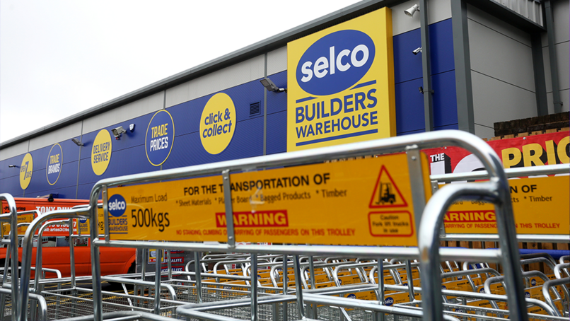 Selco returns to seven day opening