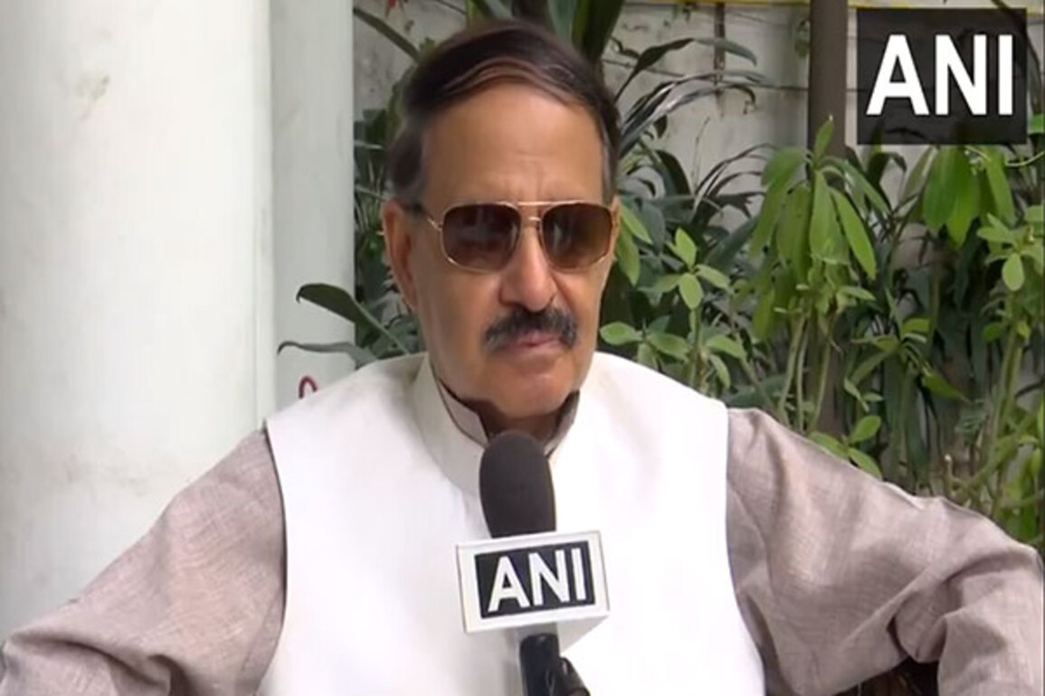 "Even IAF chief has not clarified...": Rashid Alvi calls for Centre's clarification on reports of fighter jets being shot down during Op Sindoor