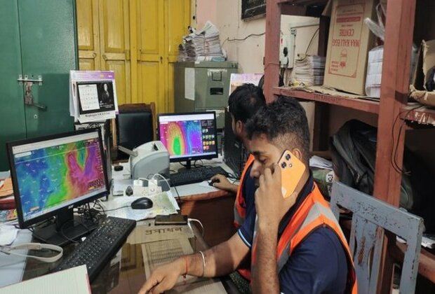 West Bengal: IMD issues Orange alert for Kolkata, Howrah, Hooghly, East Midnapore, Nadia, North and South 24 Parganas districts