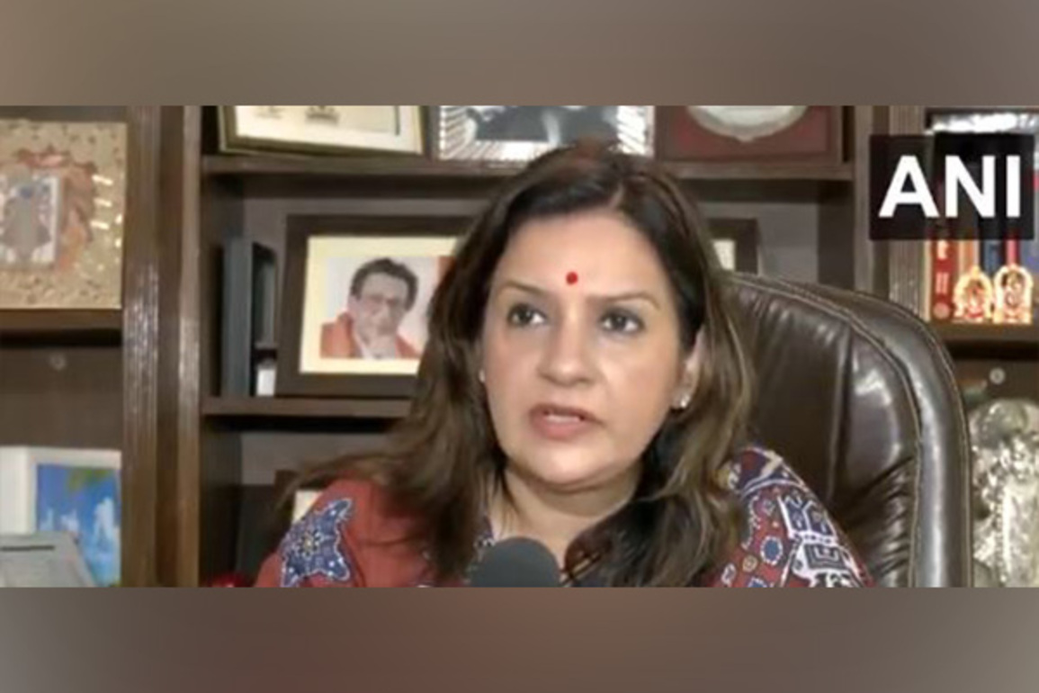 "Tariffs are not one-way traffic, we can hit them too": Priyanka Chaturvedi on Trump's threat