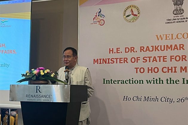 MoS Rajkumar interacts with Indian diaspora in Vietnam