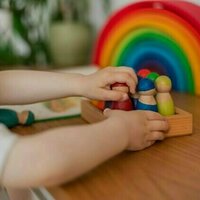 'Anak dominan otak kiri atau kanan'? Mitos-mitos pendidikan yang masih dipercaya guru PAUD