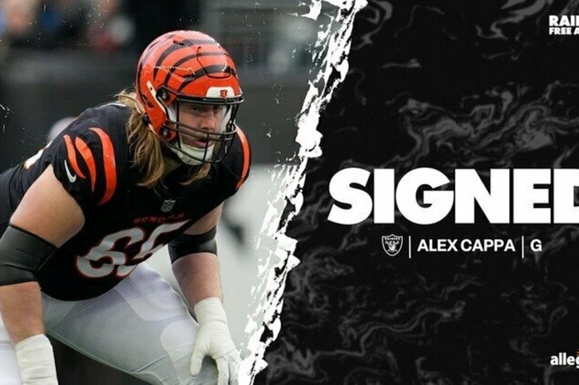 Raiders sign G Alex Cappa