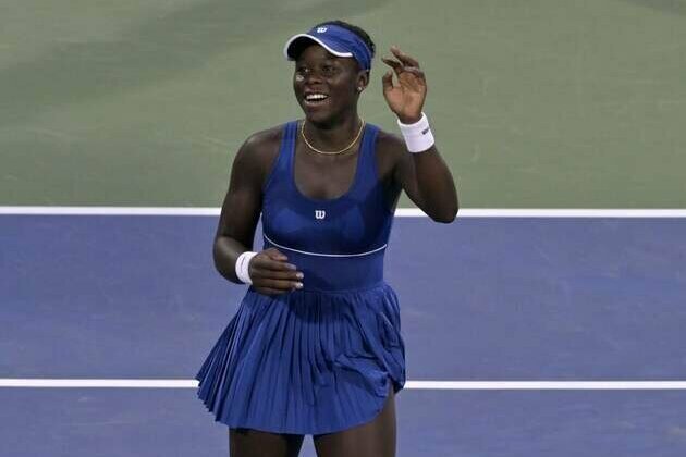 Victoria Mboko stuns Coco Gauff to reach quarterfinals in Montreal