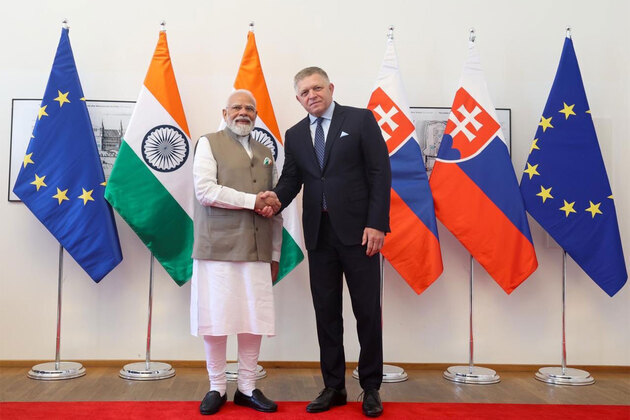 PM Modi invites Slovak counterpart Robert Fico to visit India