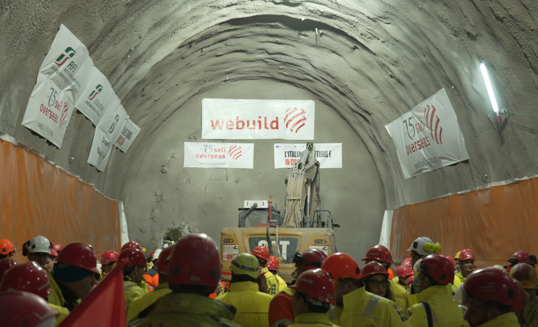 The breakthrough on Saint Barbara’s day at the Castagnola–Vallemme section of the Valico Tunnel
