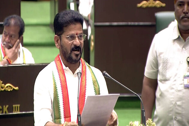 CM Revanth Reddy presents Telangana RIsing 2047 vision, reflecing preparedness for "AI tsunami"