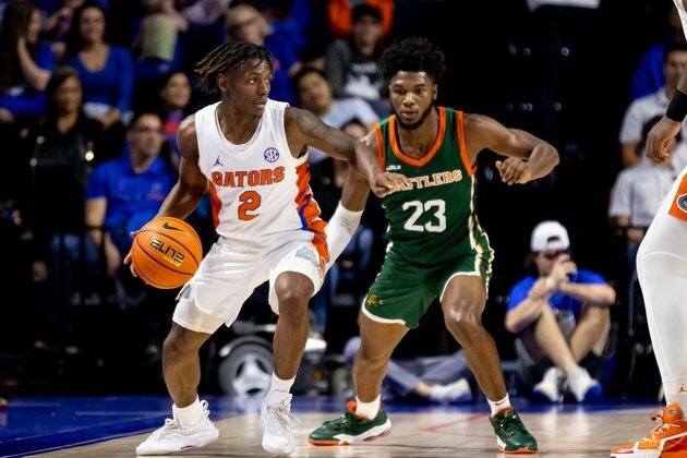 Florida returns home to crush Florida AM