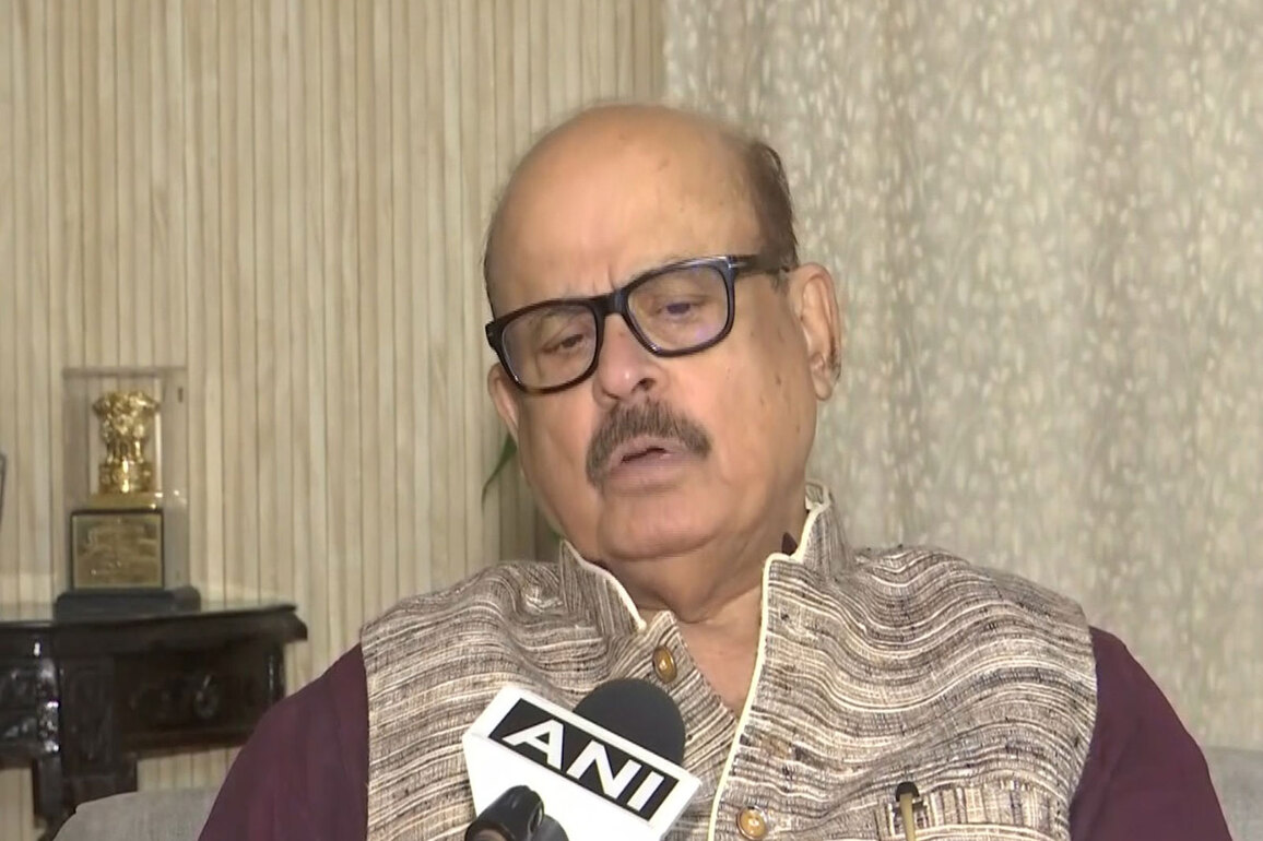 'Exit Polls are not accurate, they only speculate', says Congress MP Tariq Anwar ahead of vote counting in Bihar