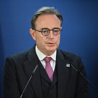 Stealing Russian assets would be act of war  Belgian PM