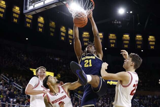 Wisconsin upsets No. 2 Michigan, sending Wolverines to first loss
