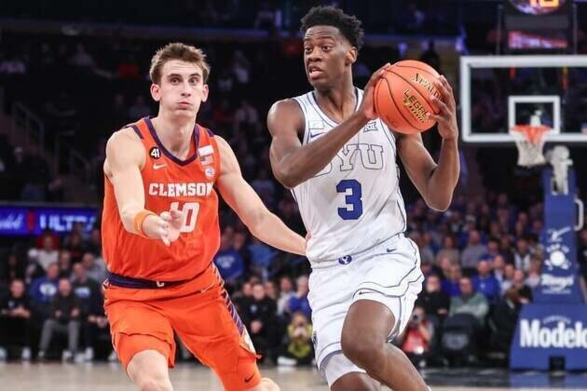 AJ Dybantsa, No. 10 BYU aim to stay hot vs. E. Washington