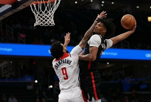 Shaedon Sharpe's career night lifts Trail Blazers over Wizards