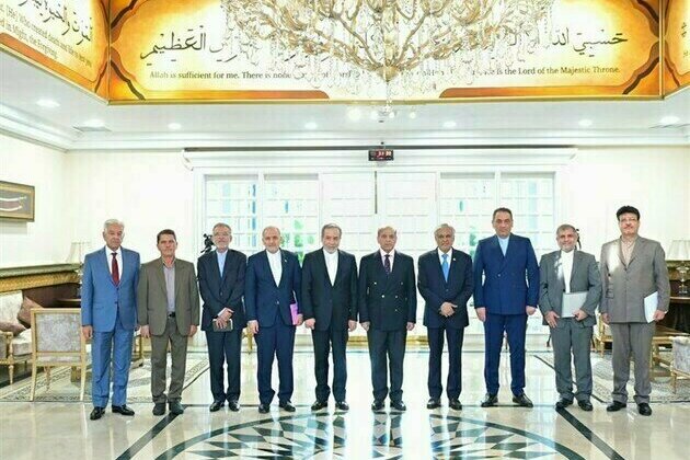 Pakistan Resolved to Broaden Intl Cooperation with Iran: PM