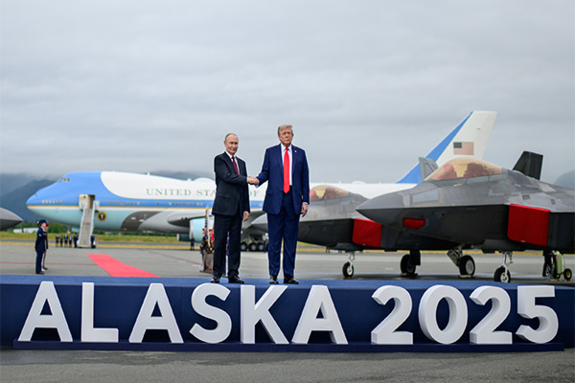 Putin declines Ukraine questions as 'historic' Trump-Putin summit opens in Alaska