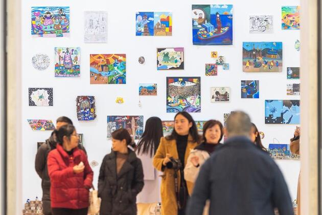 Int'l Exchange | Int'l exhibition of children's arts shines with primitive creativity in SW China's Chongqing