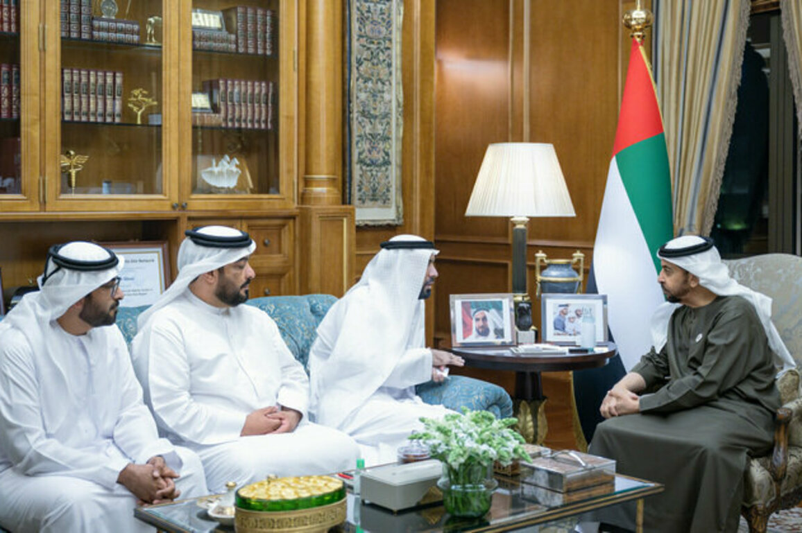 Hamdan bin Zayed receives delegation from Abu Dhabi Agriculture and Food Safety Authority