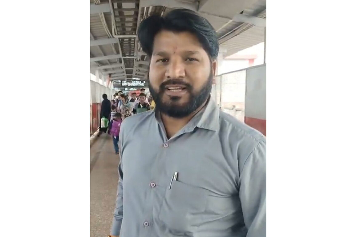 Passengers praise Indian Railways for smooth, clean festive season travel experience nationwide