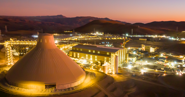Teck faces outages at Chile mill and port
