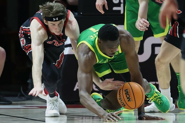 Oregon eyes 11th straight win against Pac-12 foe Utah