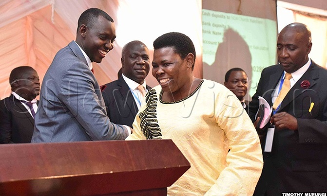 Gen. Saleh donates sh20m to Makerere SDA church Gen. Saleh donates sh20m to Makerere SDA church