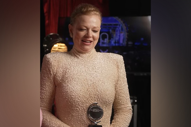Sarah Snook wins Tony Awards for Best Actress in a play for 'The Picture of Dorian Gray'