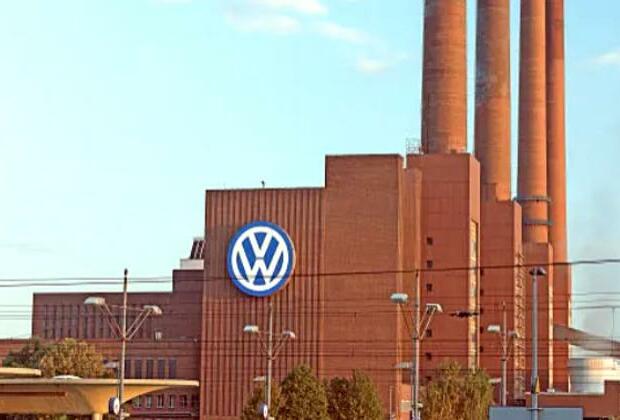 Chinese interested in closed German Volkswagen factories, source says