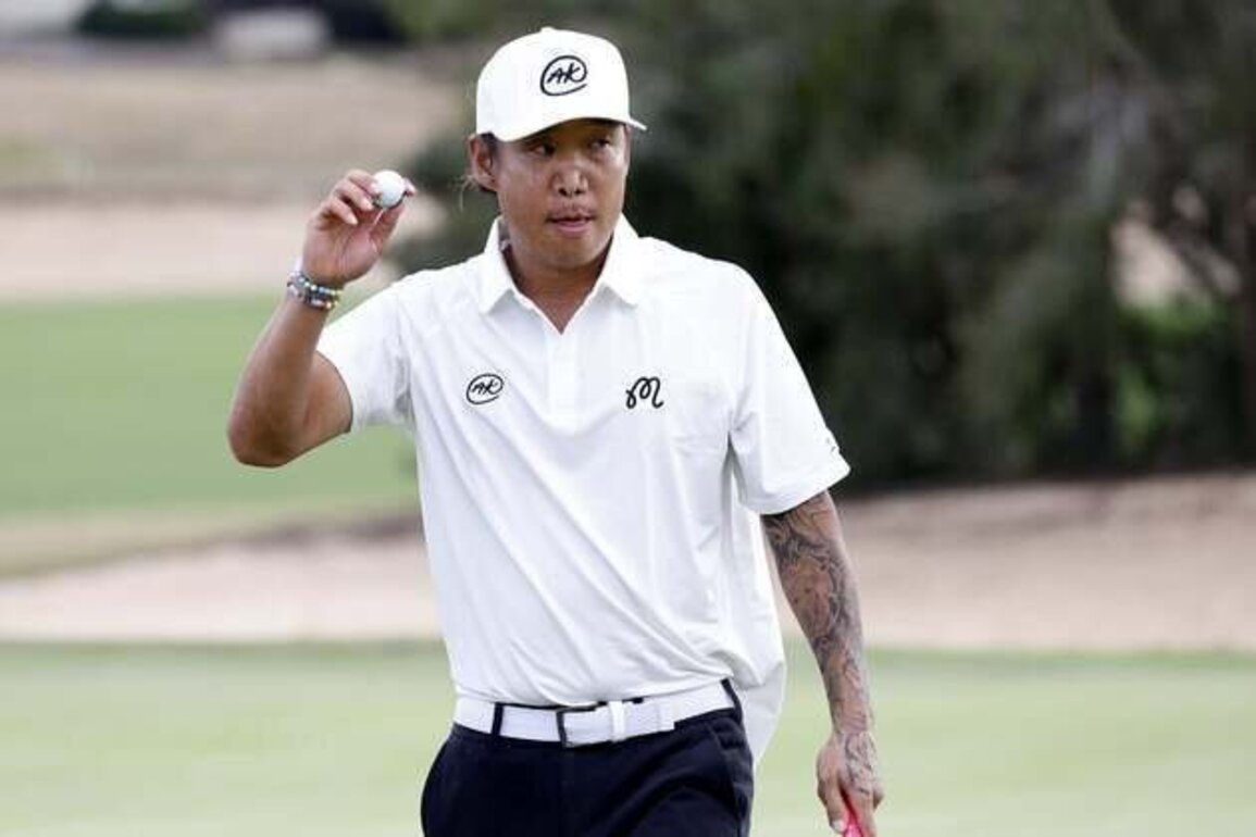 Anthony Kim makes clutch putt to advance at LIV Golf Promotions