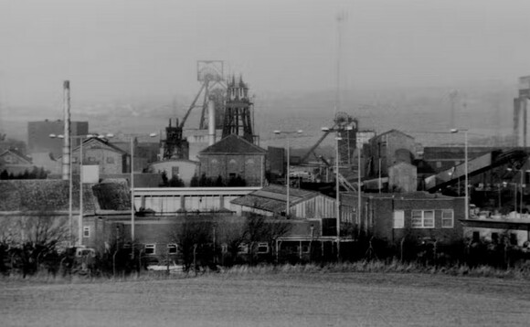  The old days: Markham Colliery, near Bolsover, in 1993. It's No Game / flickr, CC BY-SA 