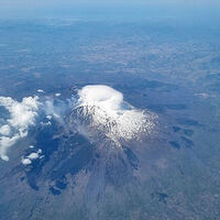 Volcano erupts on Italy’s Mount Etna, but tourist visits restricted